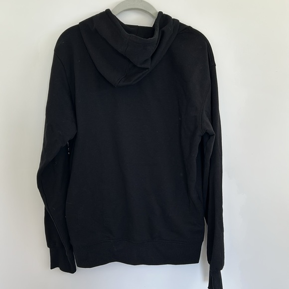 New with Tags Selena Queen of Cumbia Official Black Sweatshirt Hoodie Size Small - Picture 5 of 6